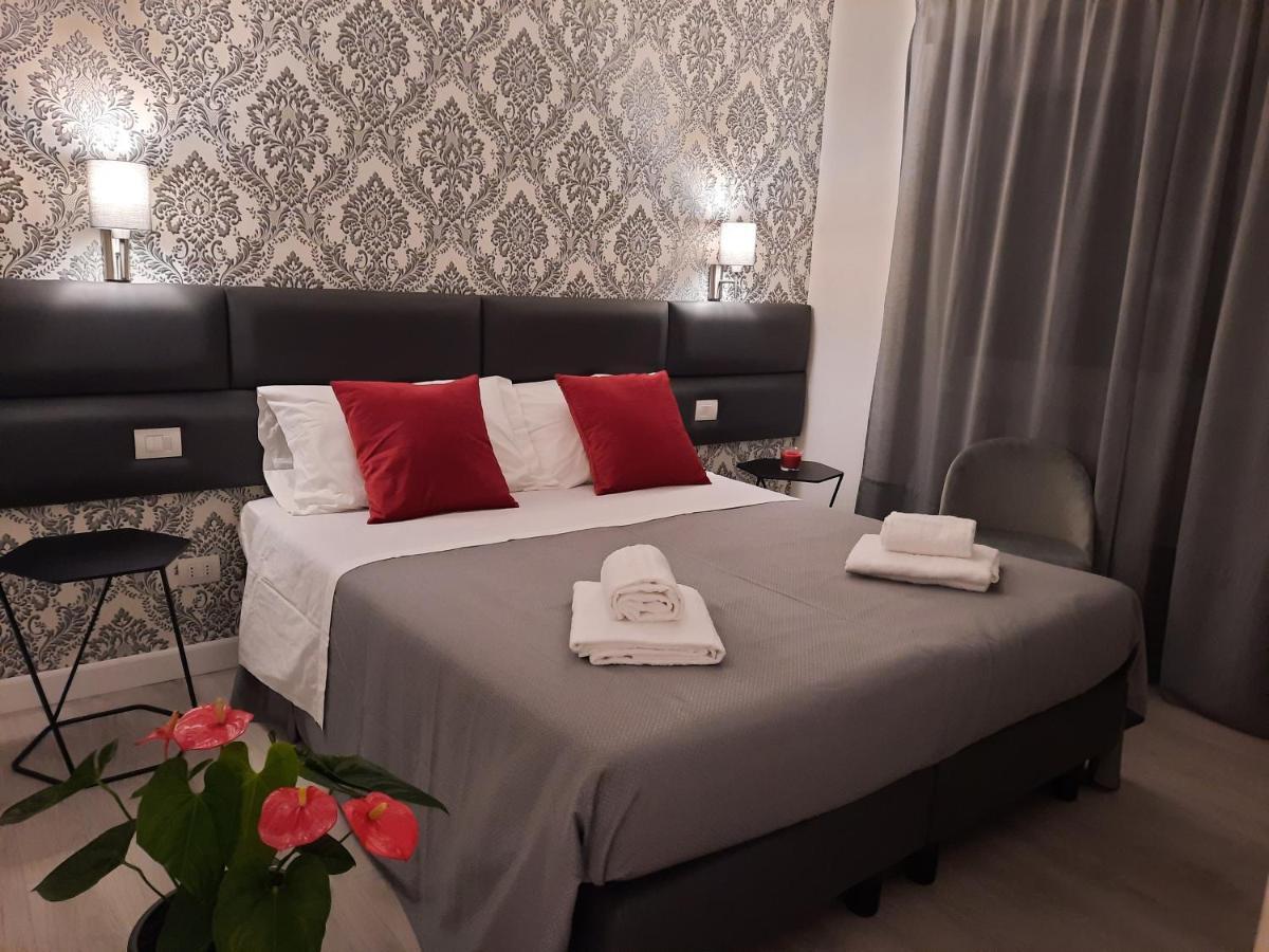 Pensión Maritza S House In Roma